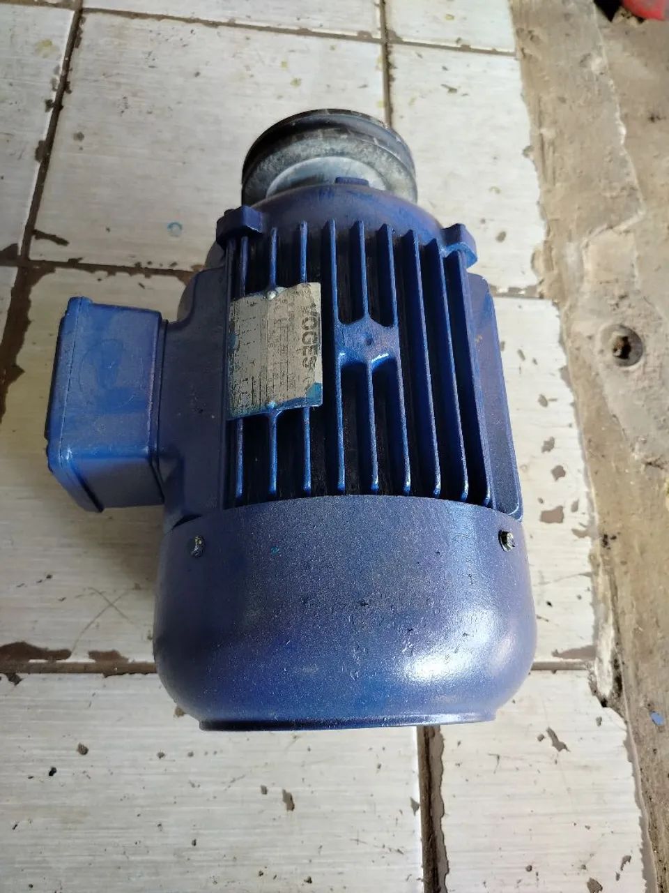 Motor Voges 5cv 2polos alta rotaca - Foto 3