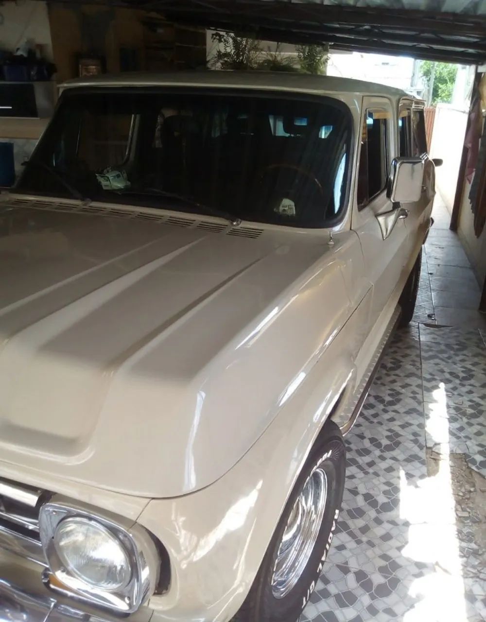 Chevrolet C-10 2.5/4.1 1976