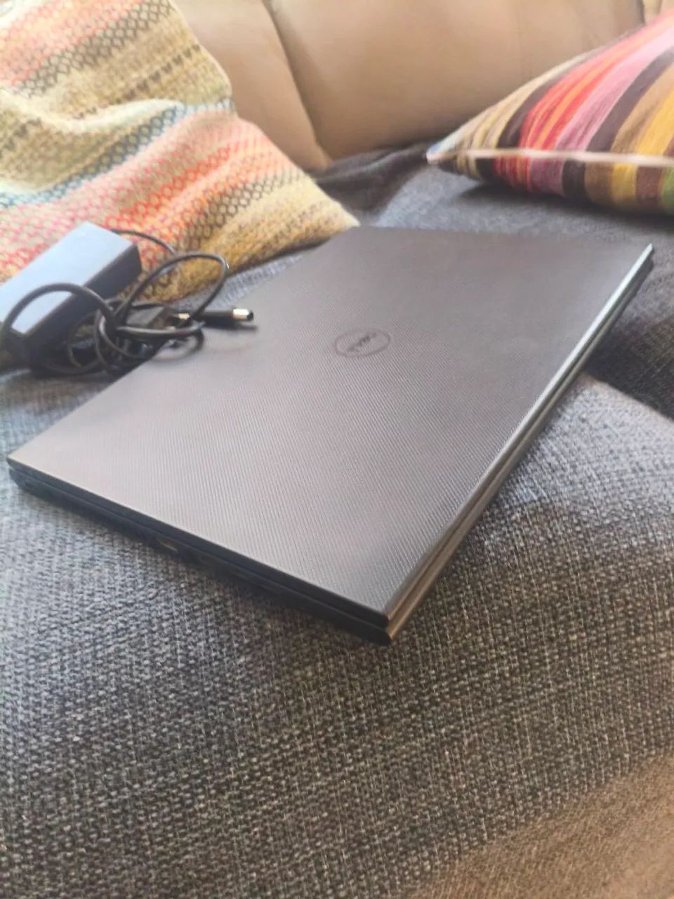 Notebook Dell(não funcionando, só para peças) - Foto 4