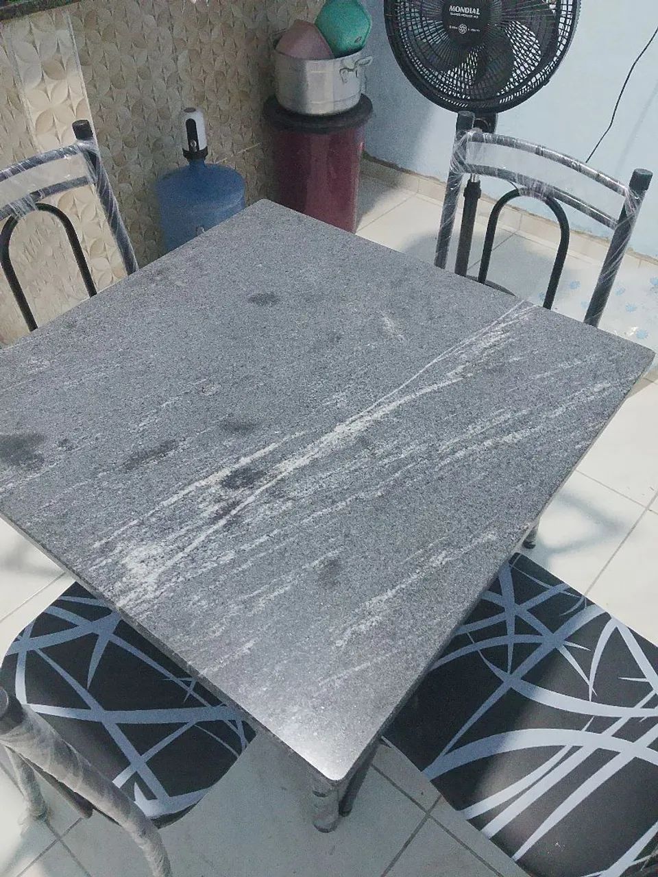 Mesa de 4 cadeiras  - Foto 2