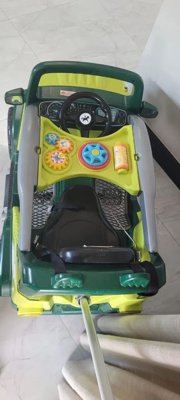 Carrinho infantil com guia e pedal - Foto 2