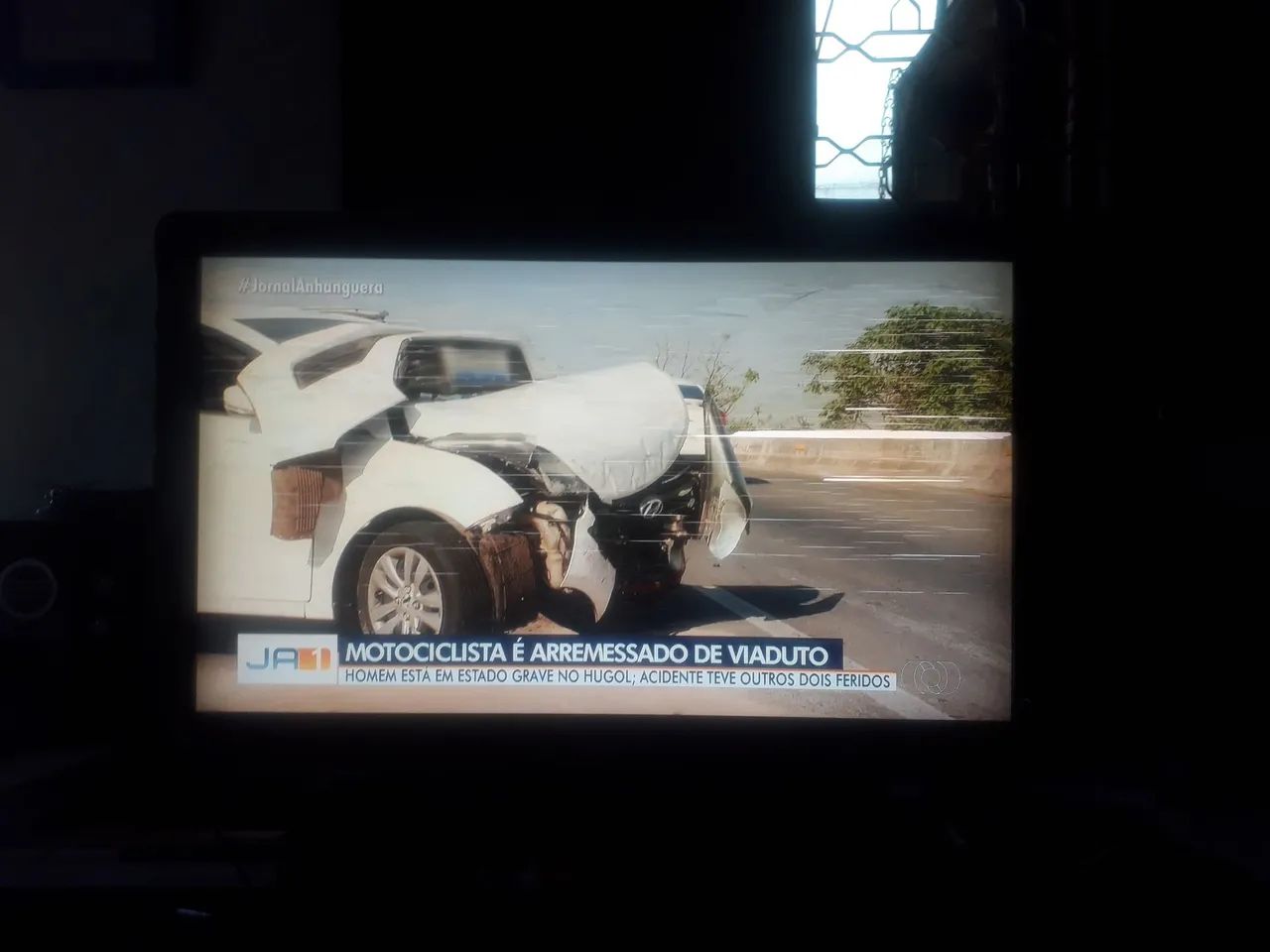 Tv Philips 39 sem nenhum trincado - Foto 5