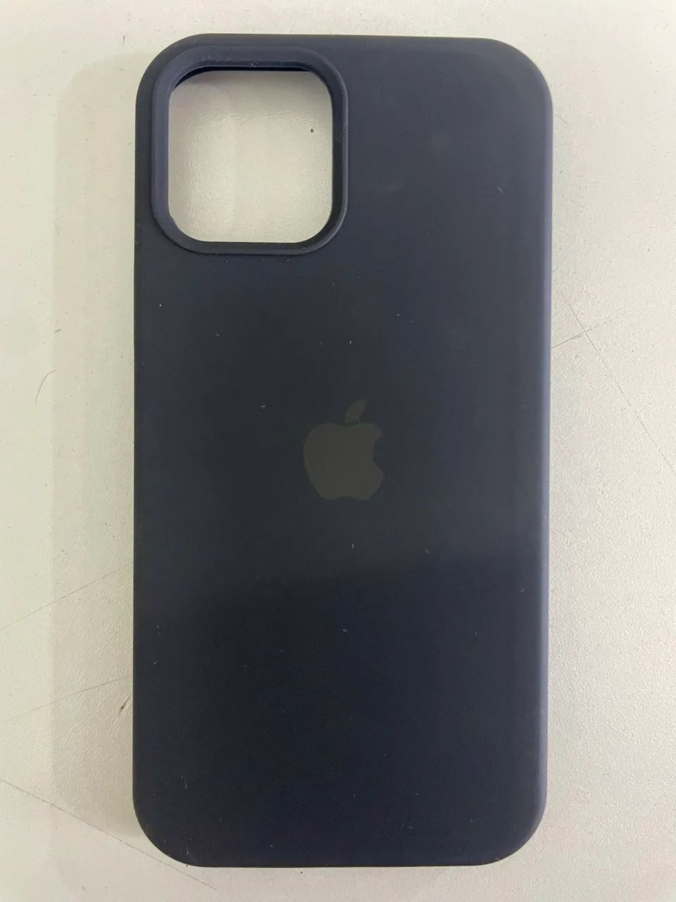 Capinha de Silicone para iPhone 12/12 Pro - NOVA | R$ 45