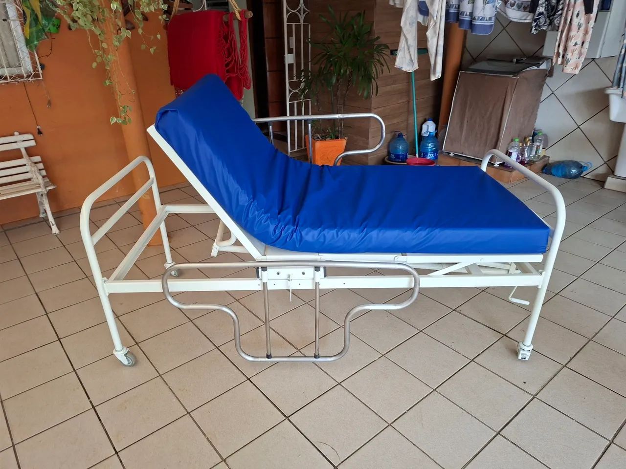 Cama hospitalar e colchão.  - Foto 4