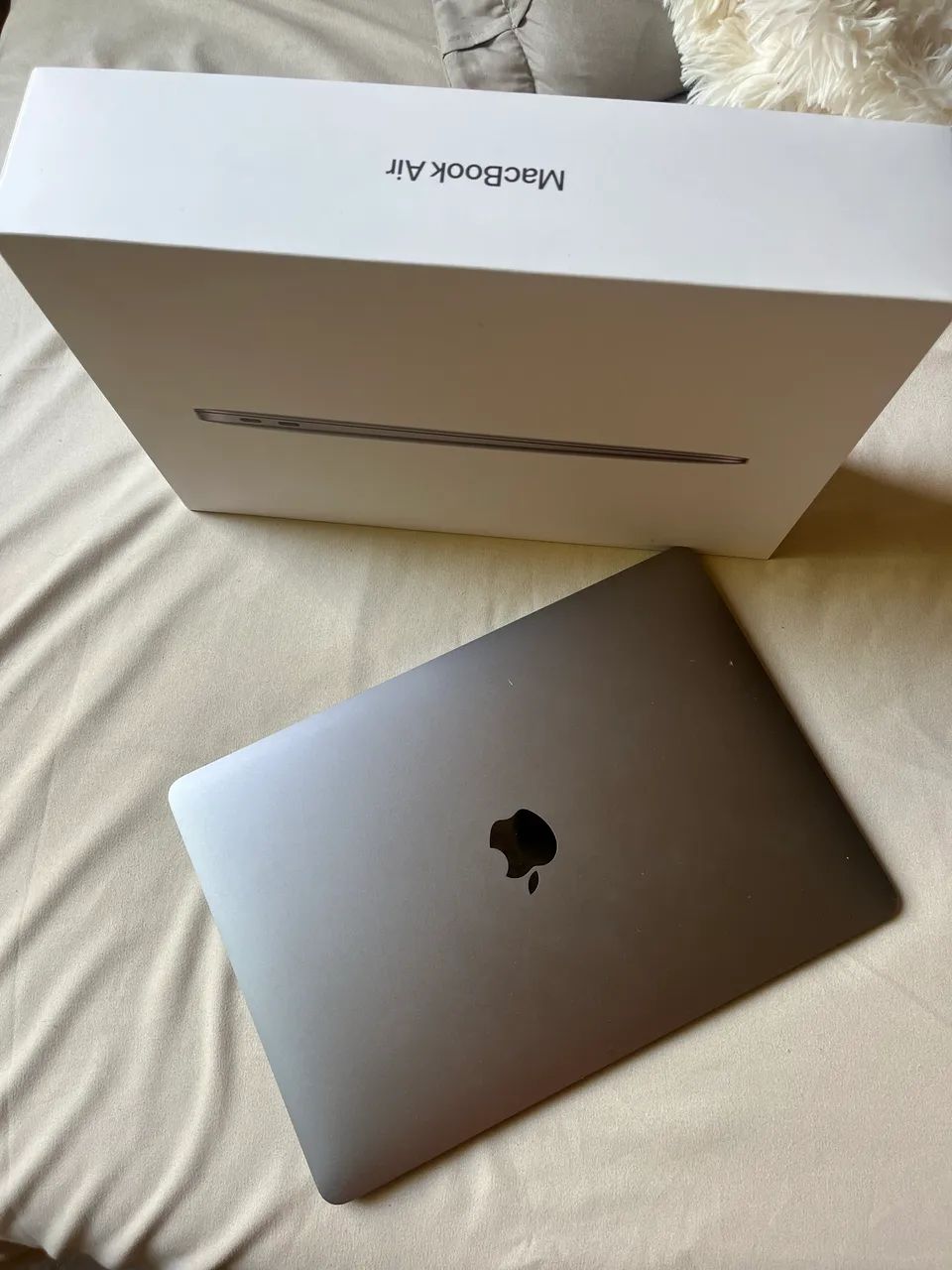 MacBook Air M1 2020 13?