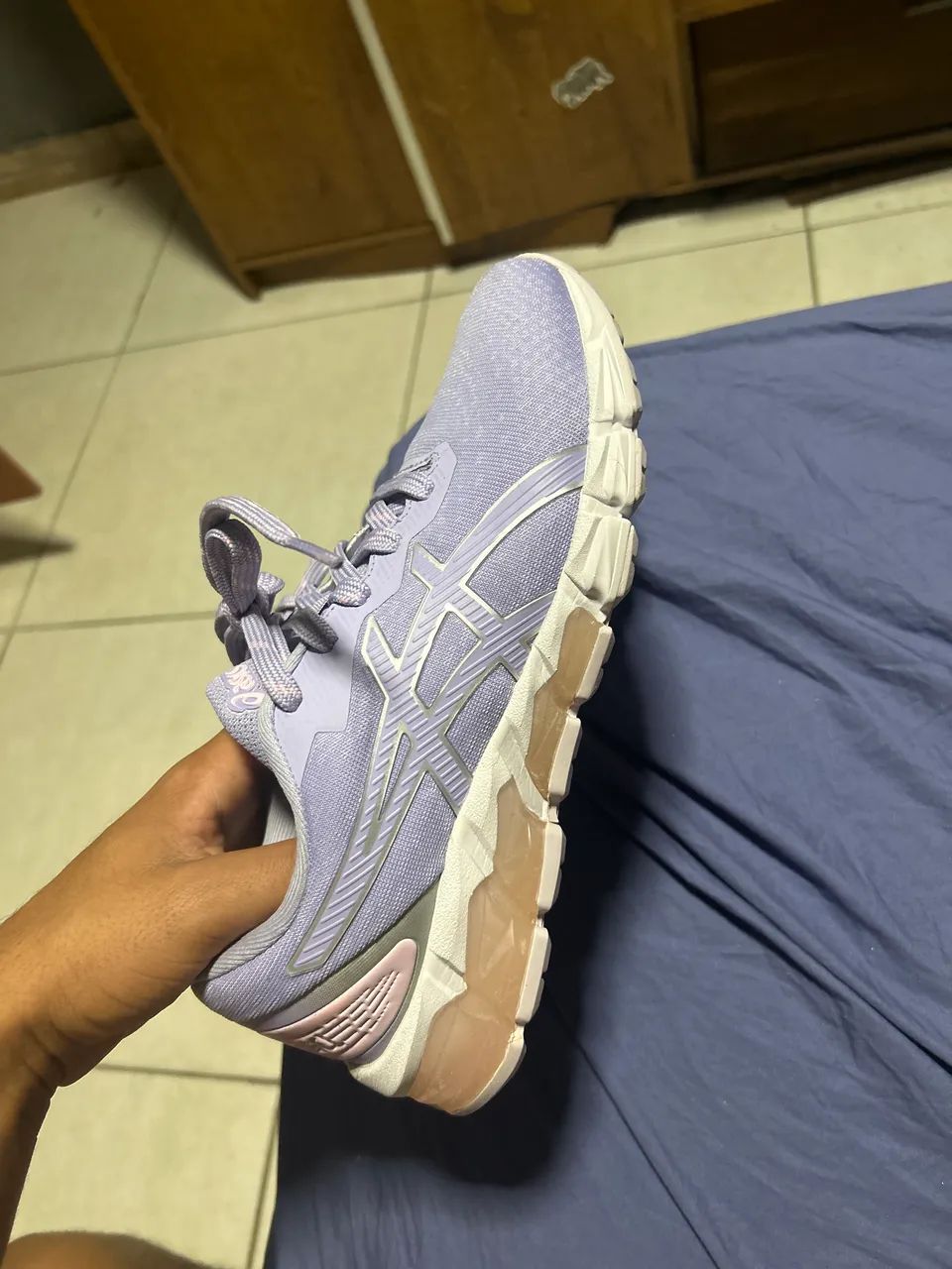 ASICS QUANTUM 180 FLY COR EXCLUSIVA