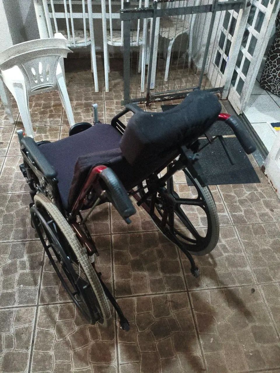 Cadeira de Rodas  - Foto 5