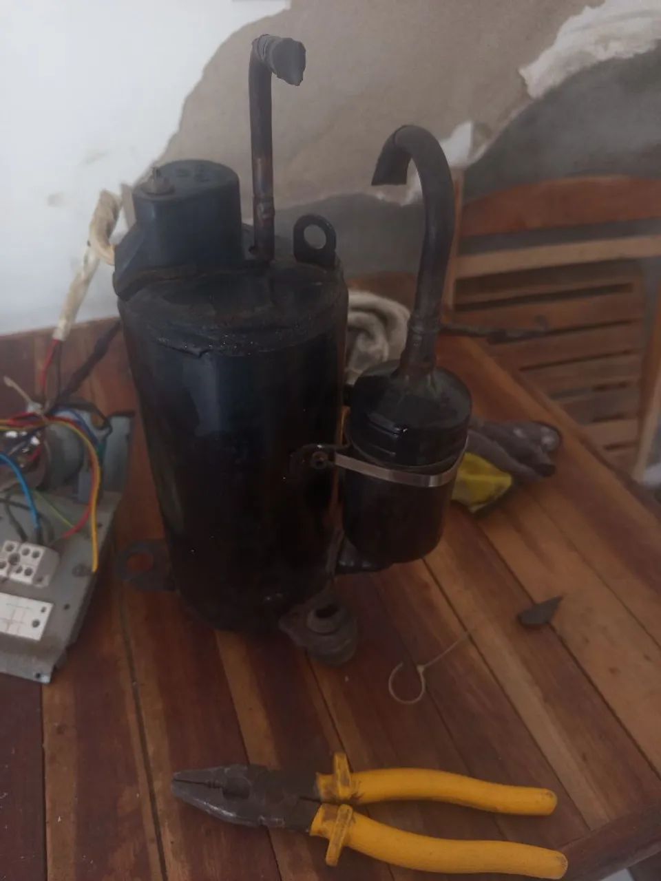 Compressor Ar Condicionado Split 12.000 BTUs (Funcionando) - Foto 2