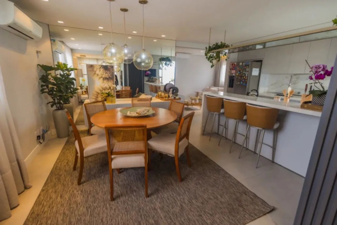 Maravilhosa cobertura duplex mobiliada com 3 quartos (1 suíte) + 3 Vagas + Terraço com Jac - Foto 4