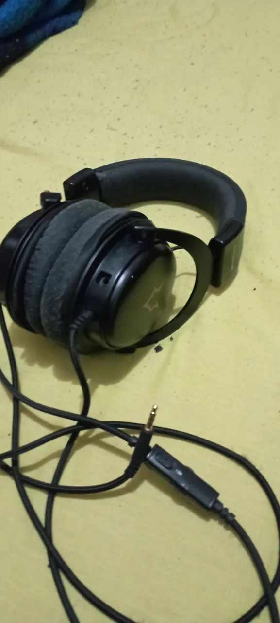 **Baixei** Headset Gamer Avalanche Husky Gamming, excelente estado (sem microfone) - Foto 4