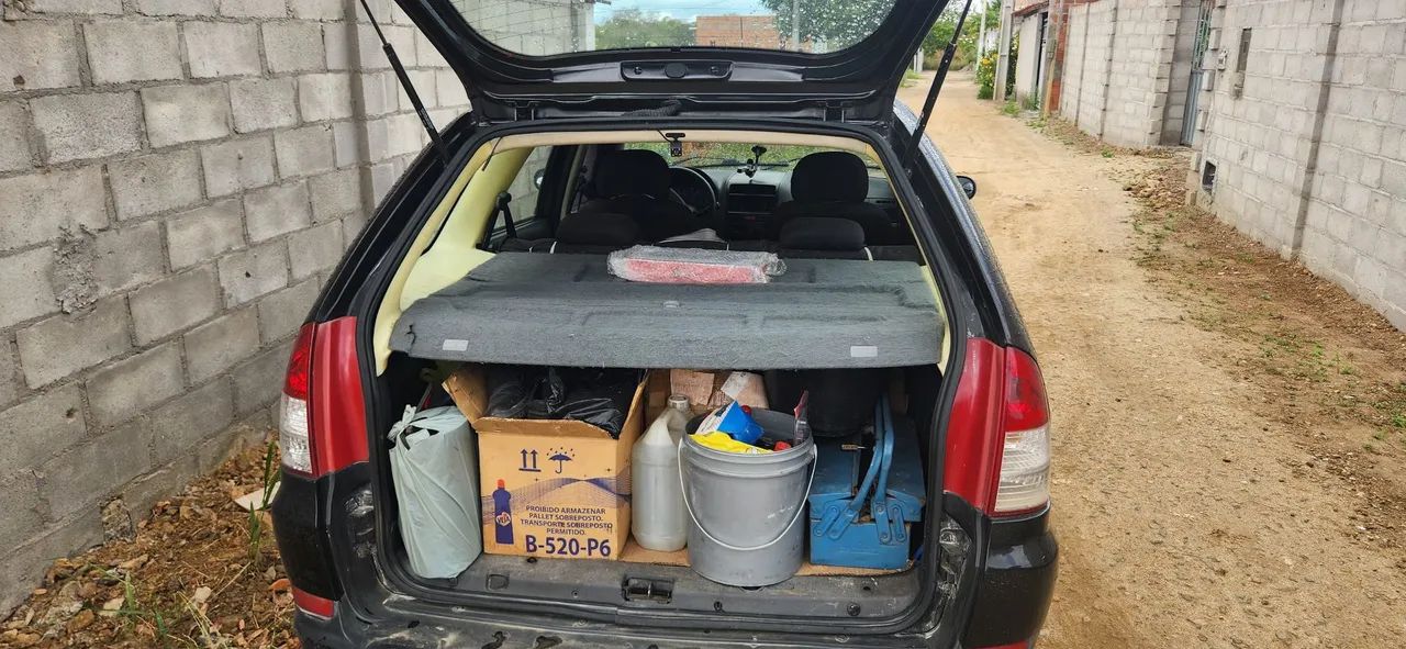 Fiat Palio Palio Weekend HLX 1.8 mpi Flex 4p 2006