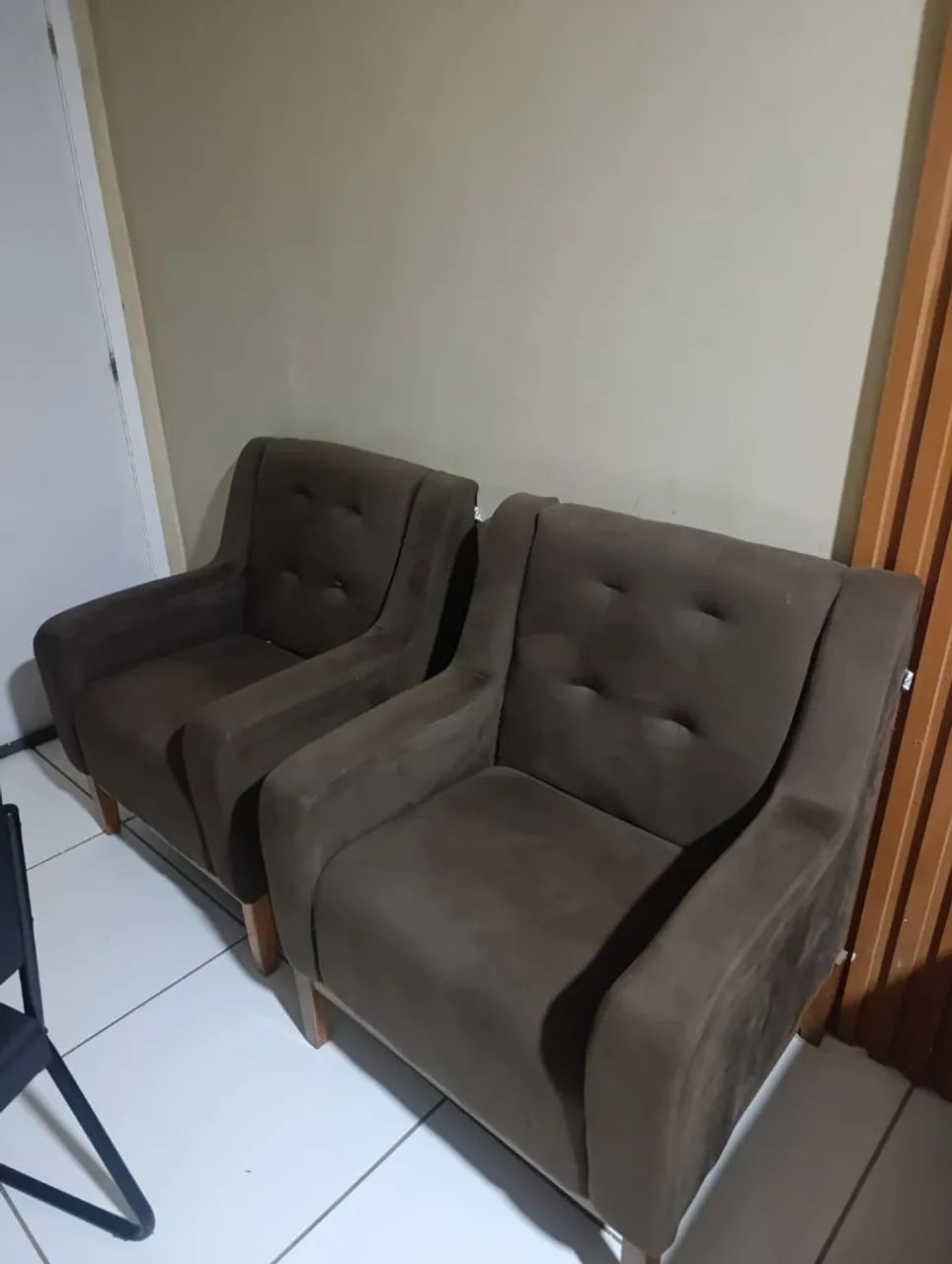 Vendo duas poltronas