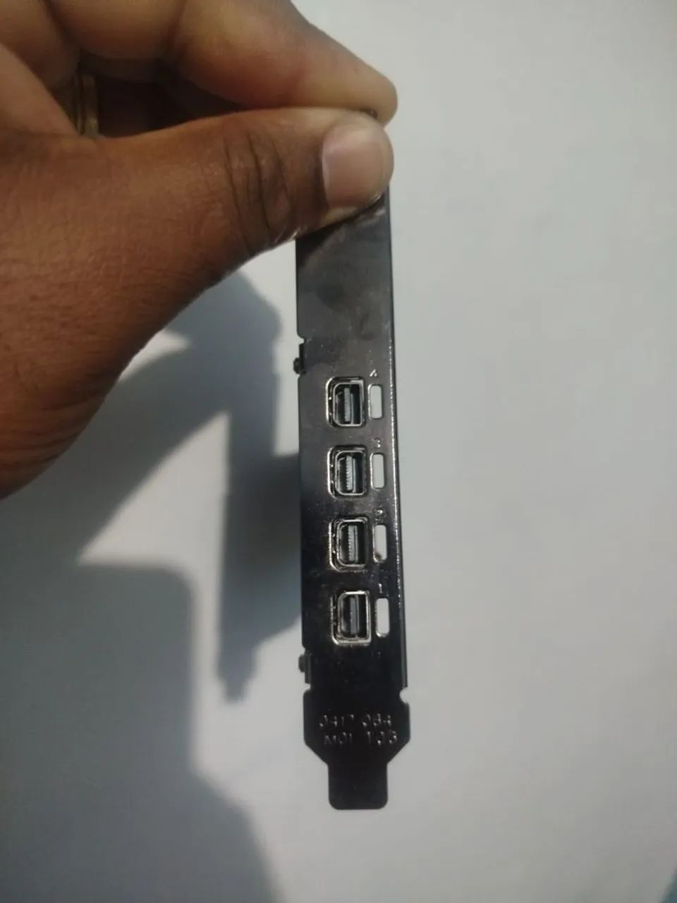 Placa de video Nvidia Quadro T1000 - Foto 3