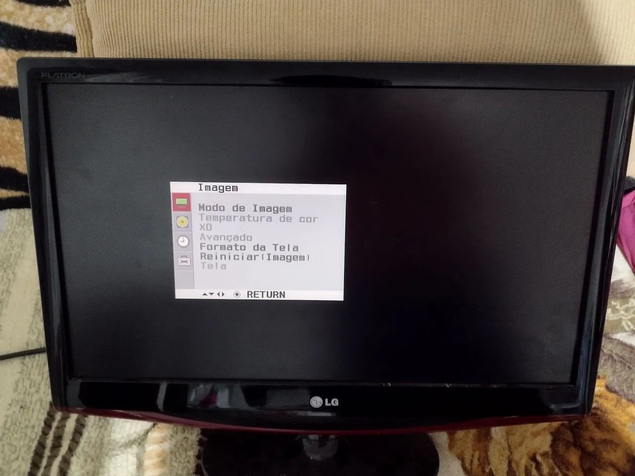 Monitor LG FLATRON M237WA-PM
