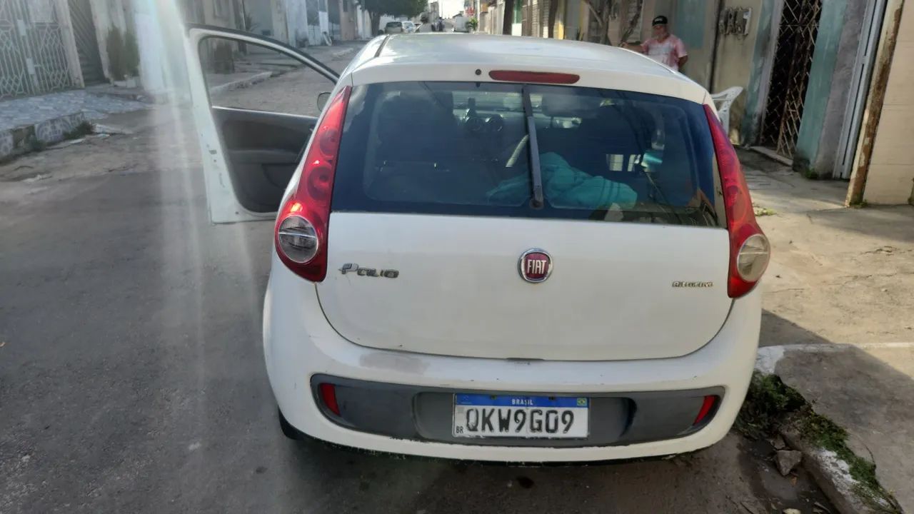 Fiat Palio Attractive 1.0 EVO Fire Flex 8V 5P 2016 - Foto 4
