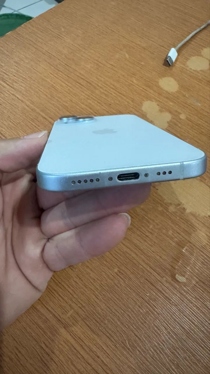 IPhone 15 único dono 