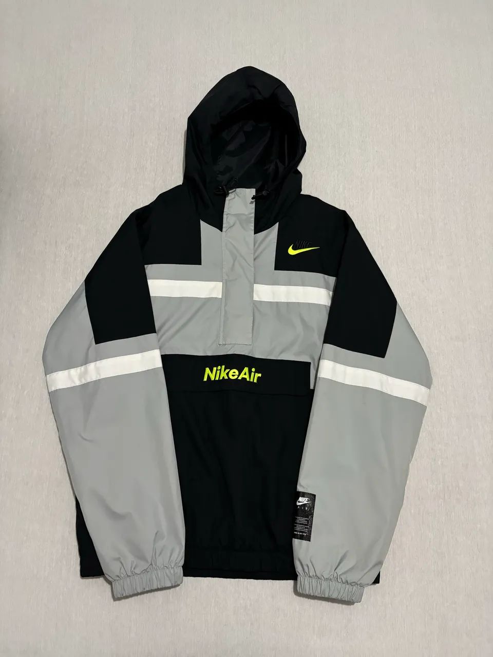 Corta vento nike air