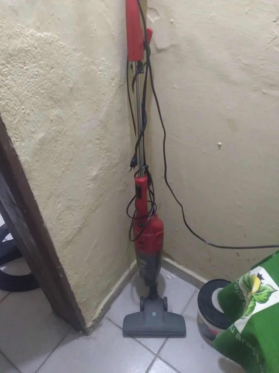 Aspirador de po mondial turbo