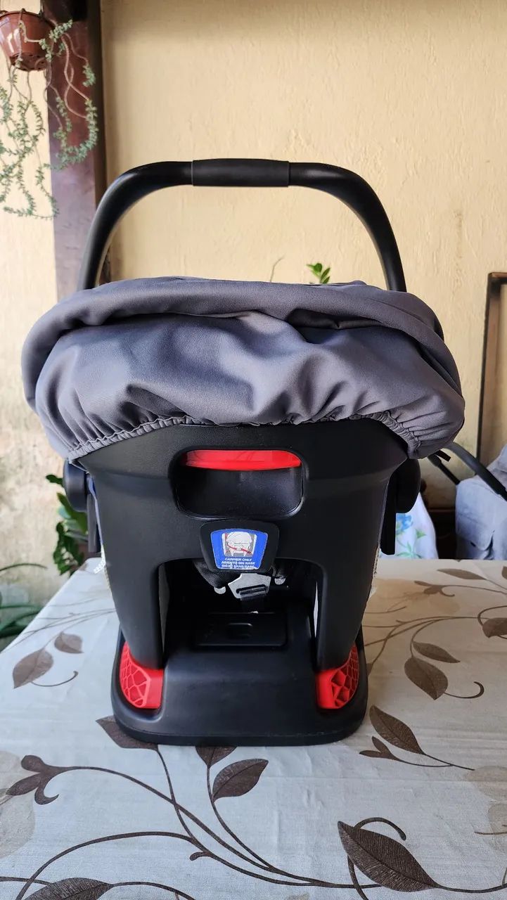 Bebê conforto Britax com base - ótimo estado - Foto 3
