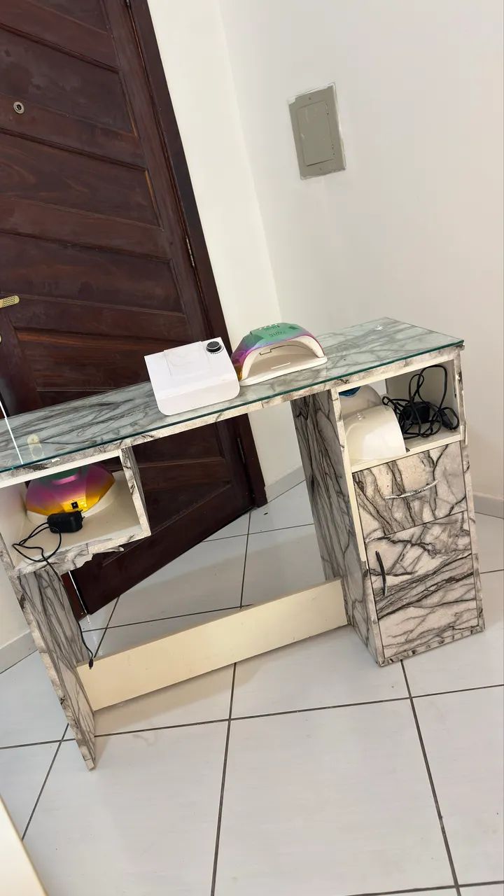 Mesa de manicure 