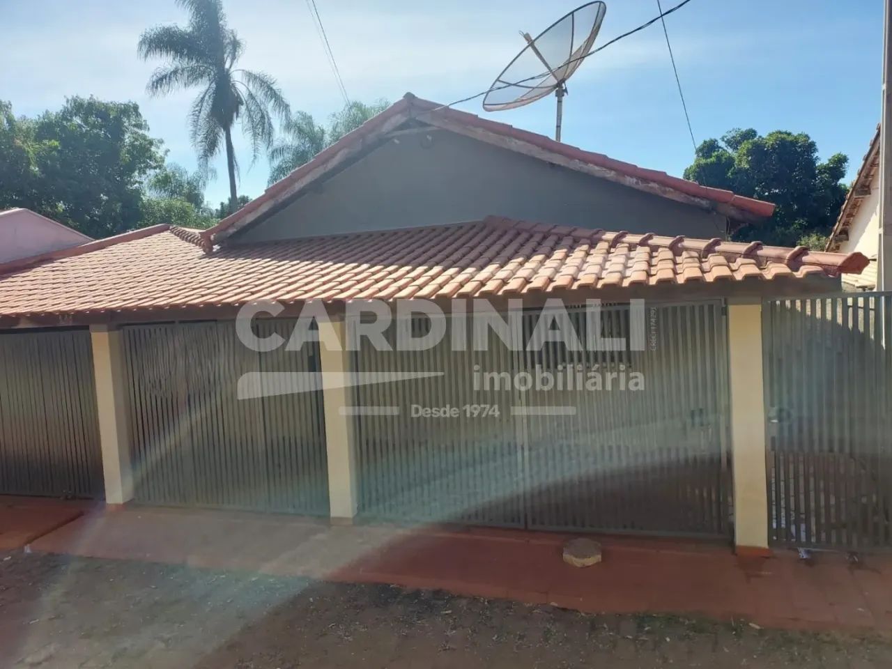 Casa com 03 quartos sendo 1 suíte - Foto 2