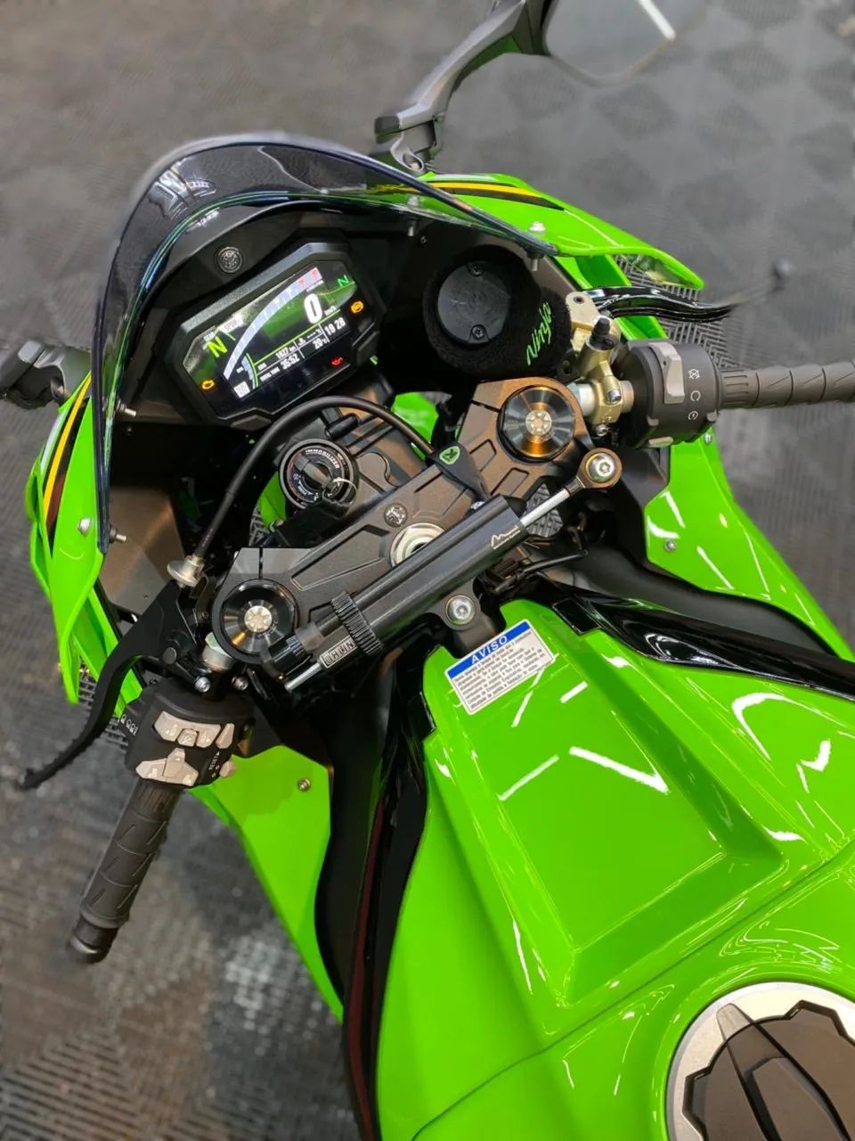 Kawasaki Zx-10/ Zx-10r 1000cc 2025 - 1501556582 | OLX