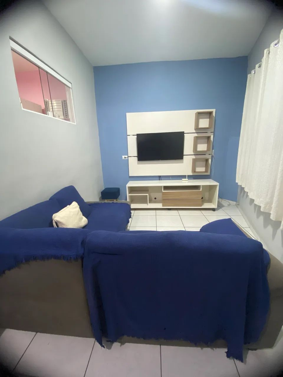 Vende-se casa em vila 