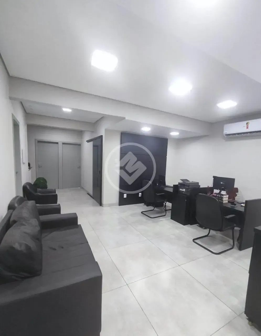 Sobrado Comercial - Venda de Oportunidade - No Coração da Av. Barão de Melgaço em Cuiabá c