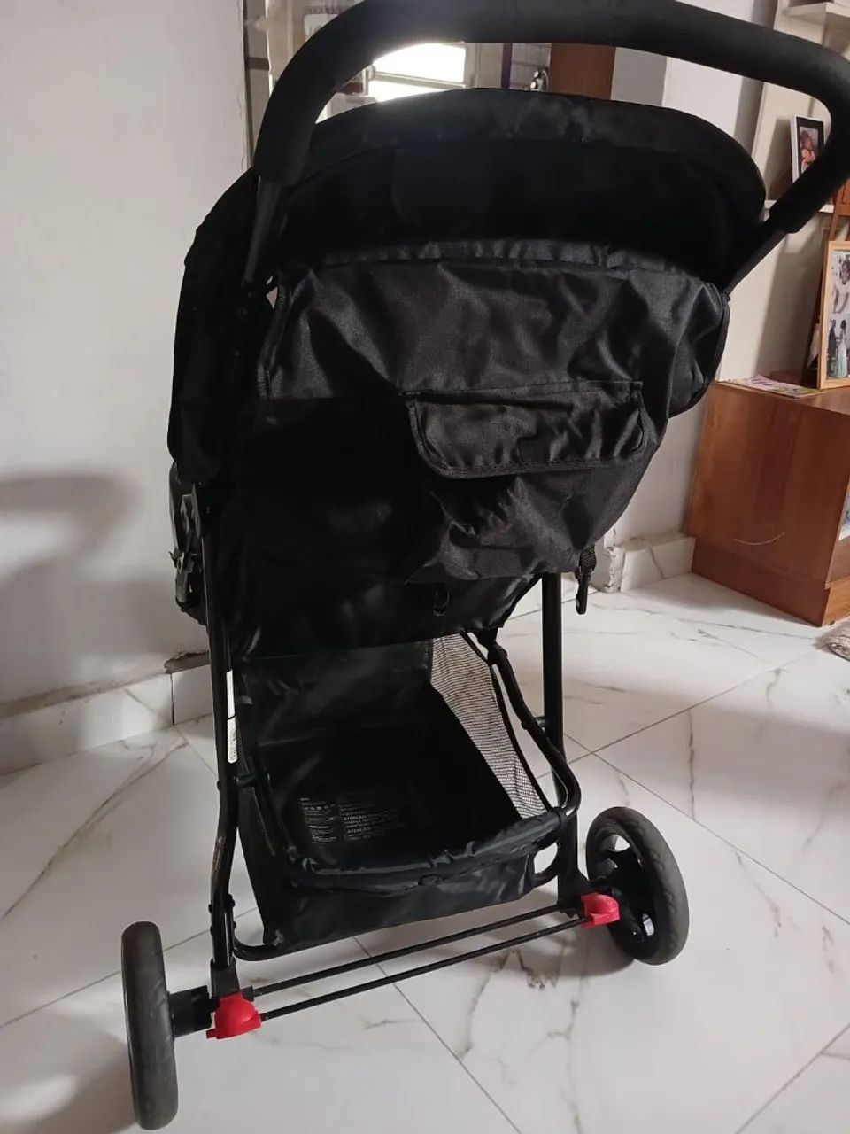 Carrinho e berço de bebê  - Foto 3
