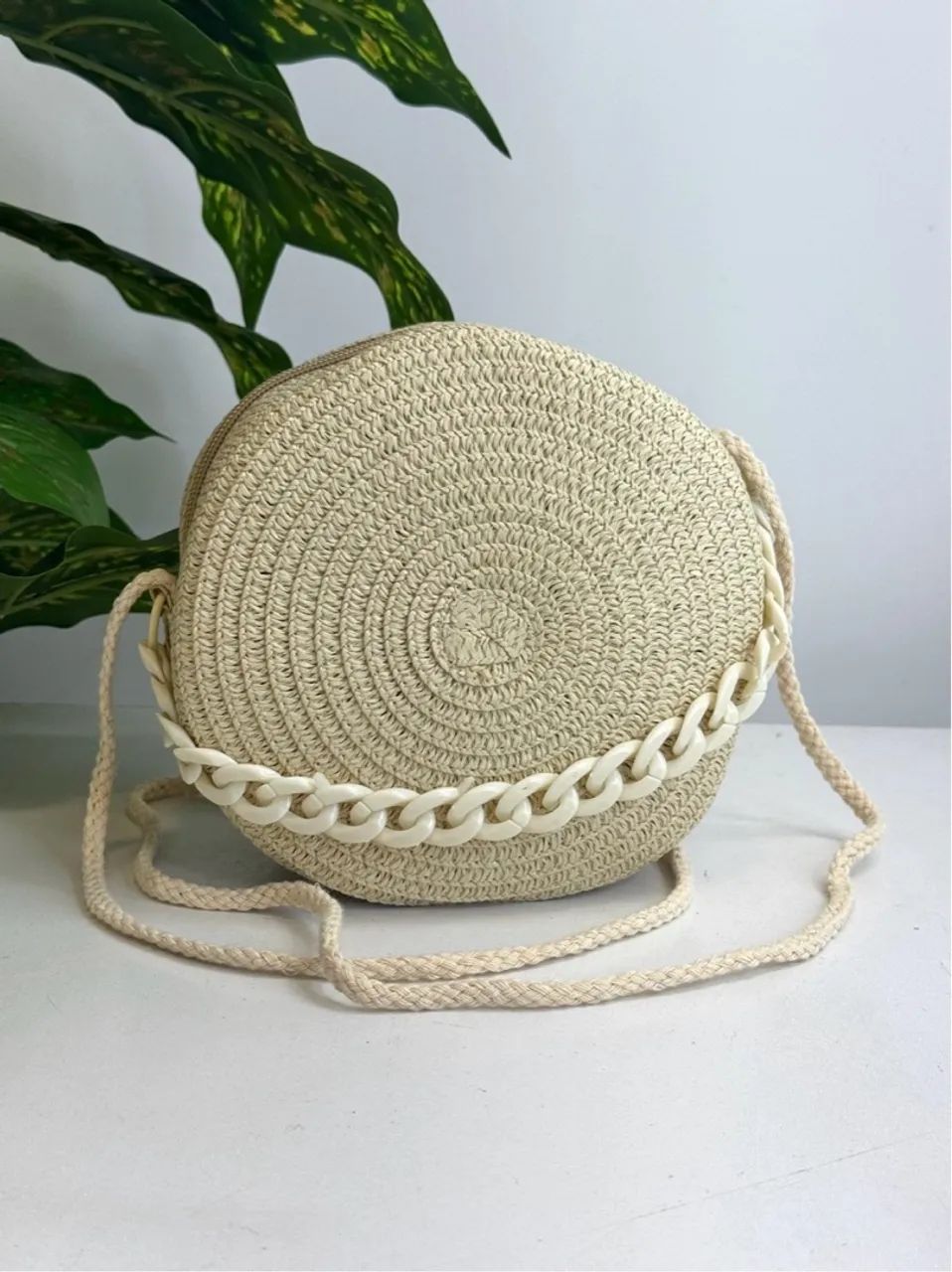 Bolsa redonda de palha