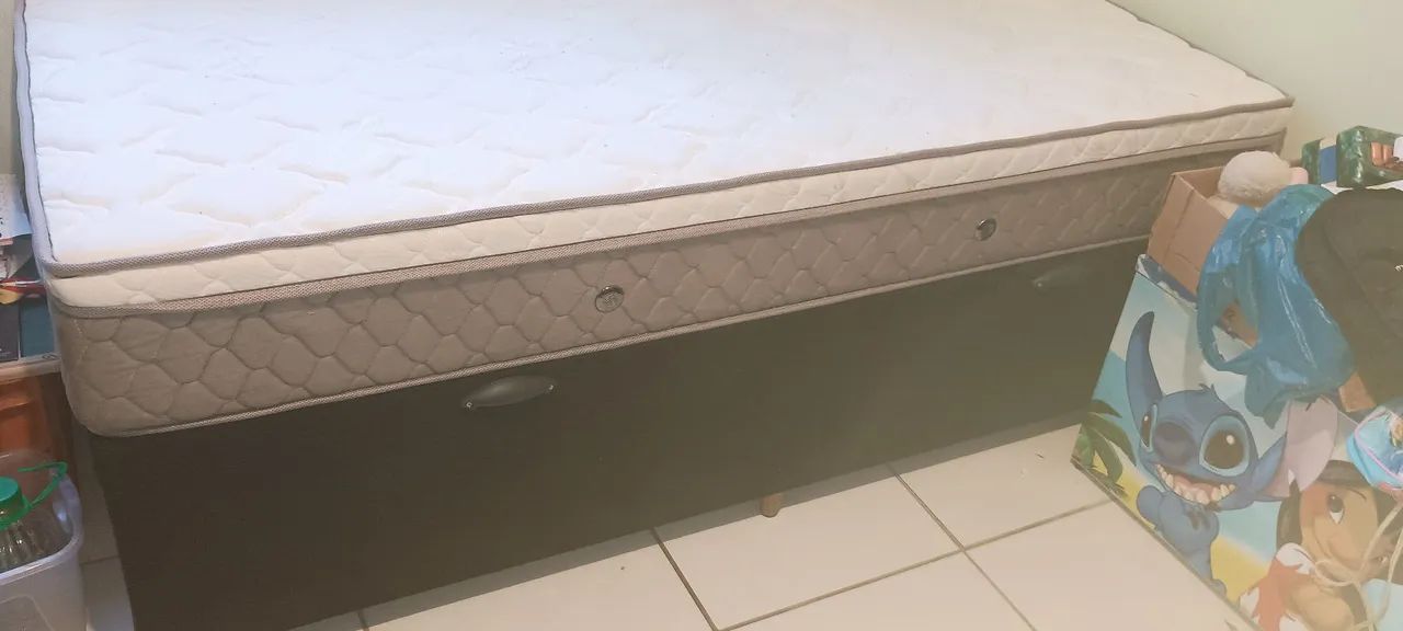 Vendo cama baú de solteiro  - Foto 3