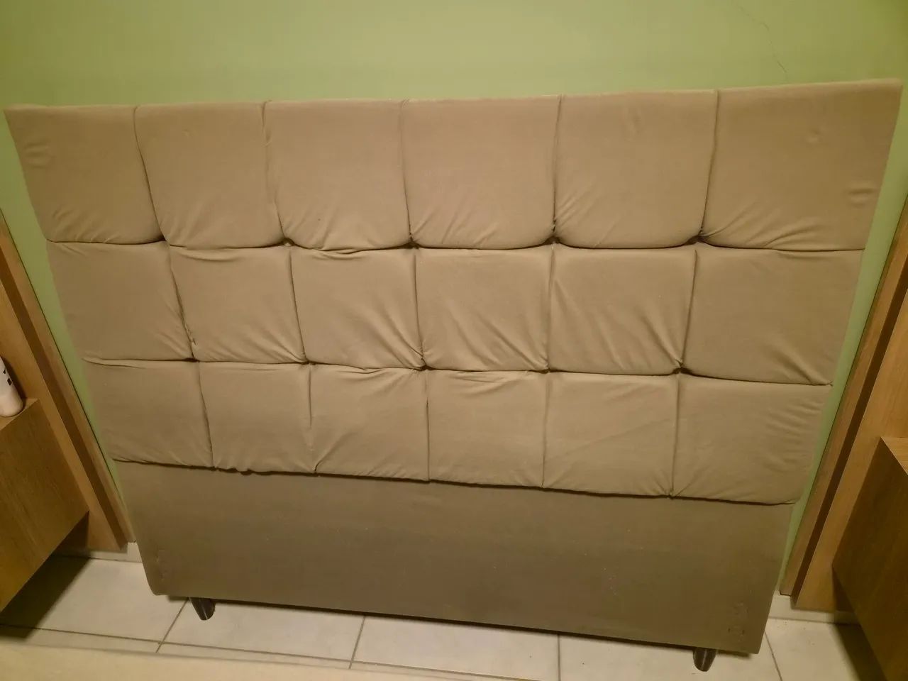 Cabeceira estofada simbal em tecido