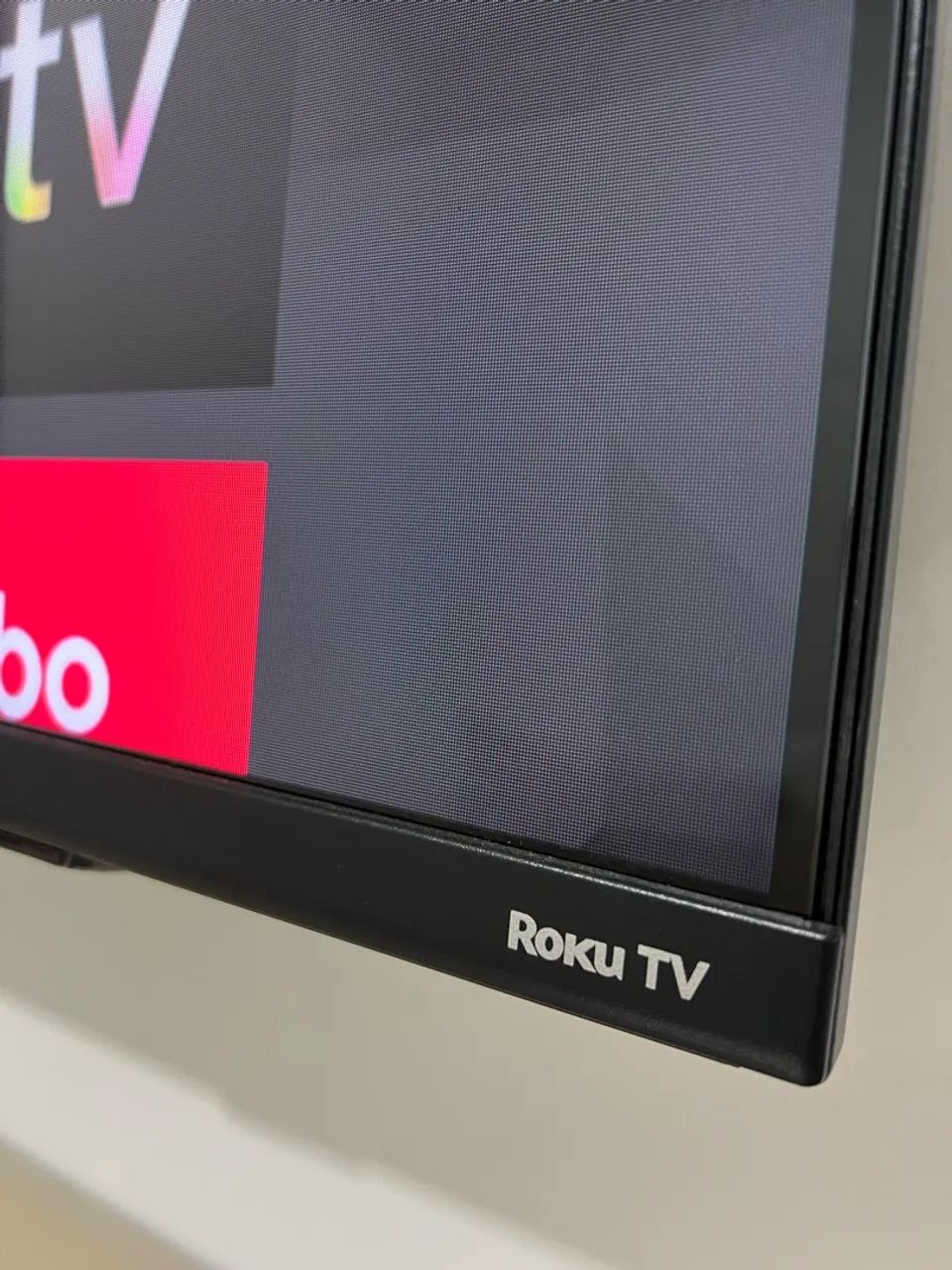 Smartv 43 polegadas ROKU TV - Foto 3