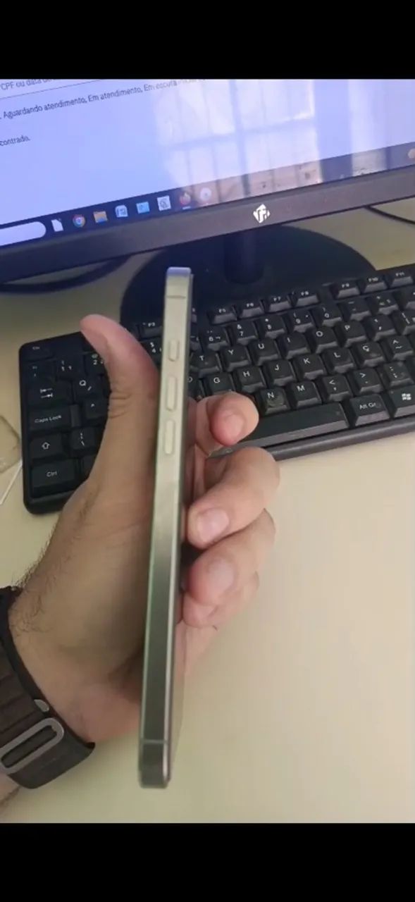 iPhone 16 pro max - Foto 4