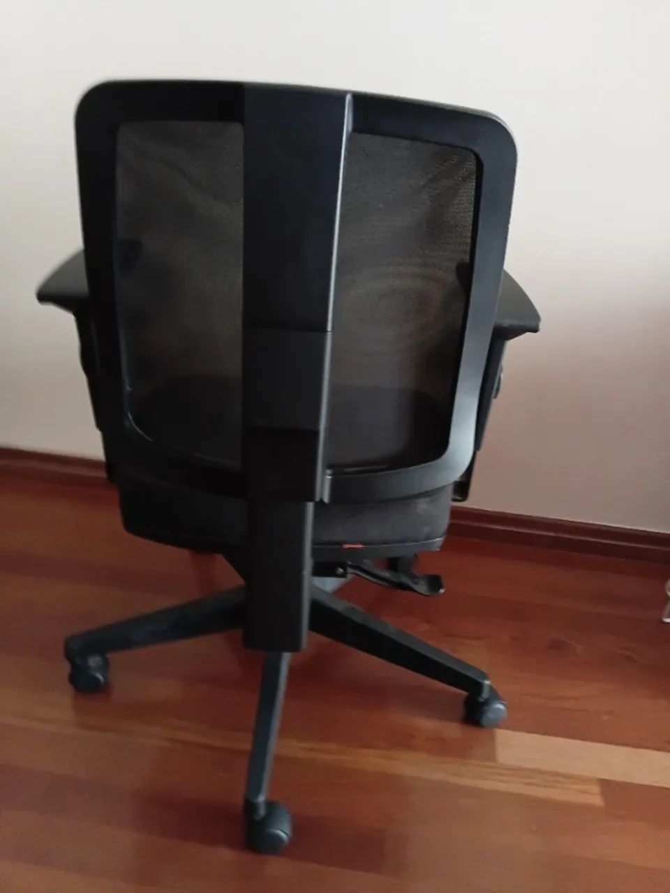 Cadeira ergonômica  - Foto 2