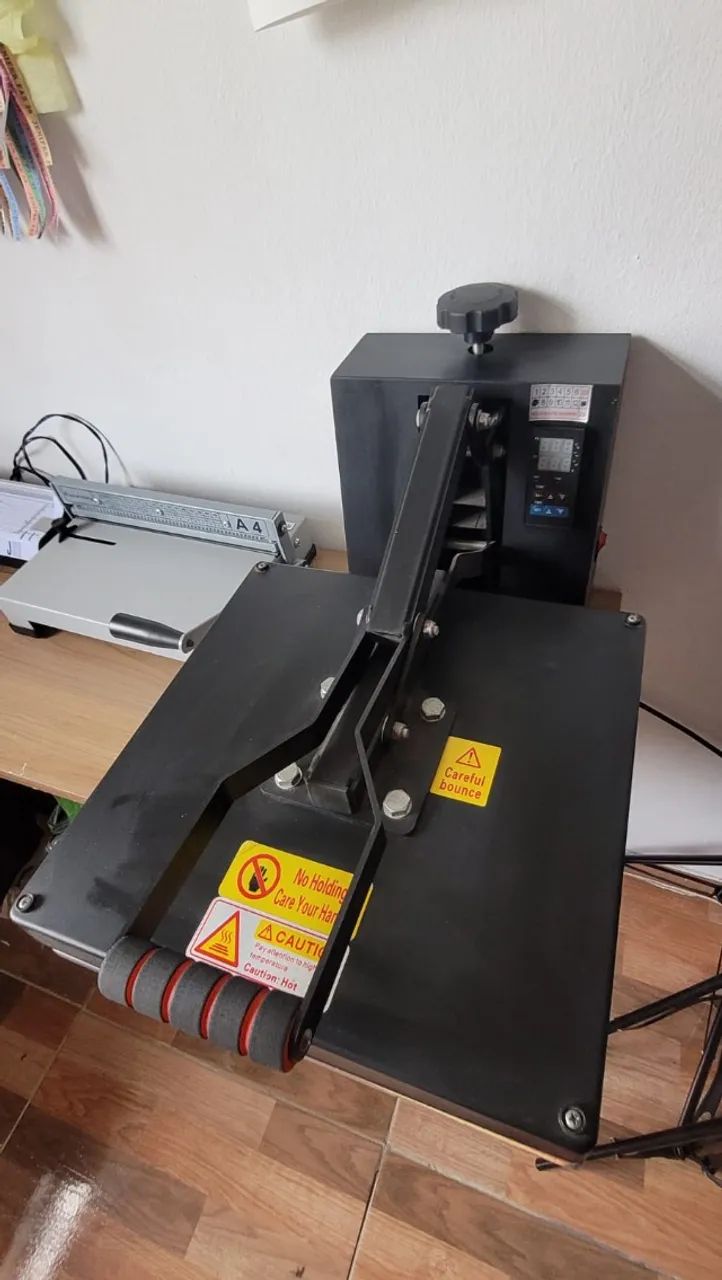 Prensa Plana para Sublimação, DTF e Transfer  38x38 preta 110v 