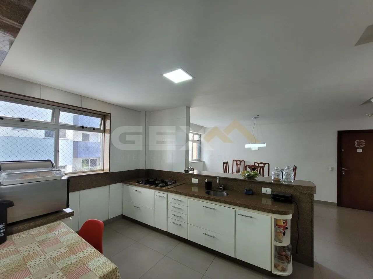 Apartamento cobertura no Bairro Centro