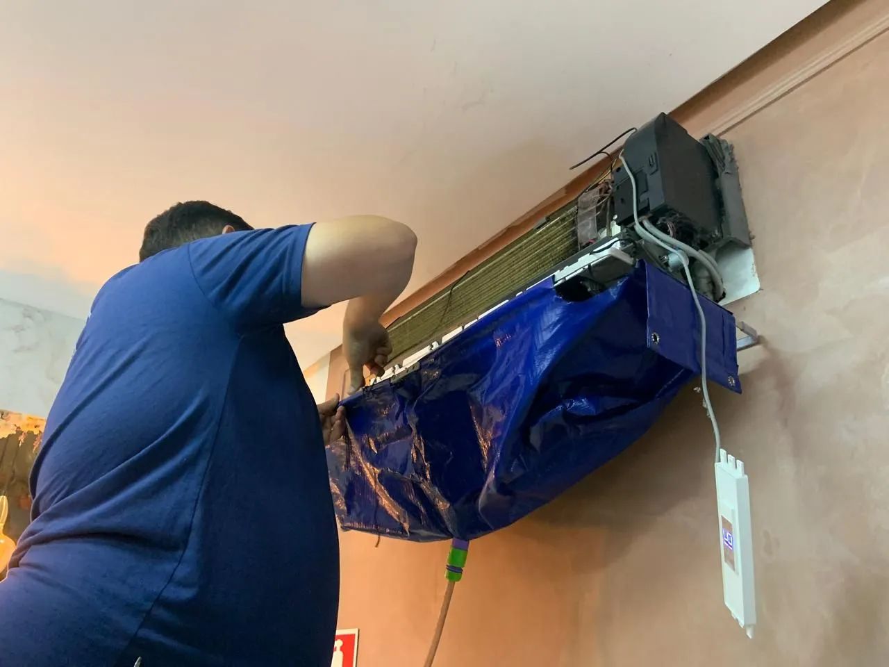 Limpeza, manutenção e concerto de central e ar condicionado . - Foto 4