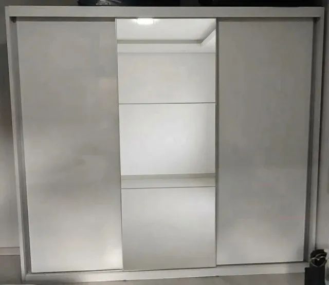 Guarda-Roupa Casal 2,40m com Espelho Inteiro, Gavetas e Cabideiros Branco - Foto 4