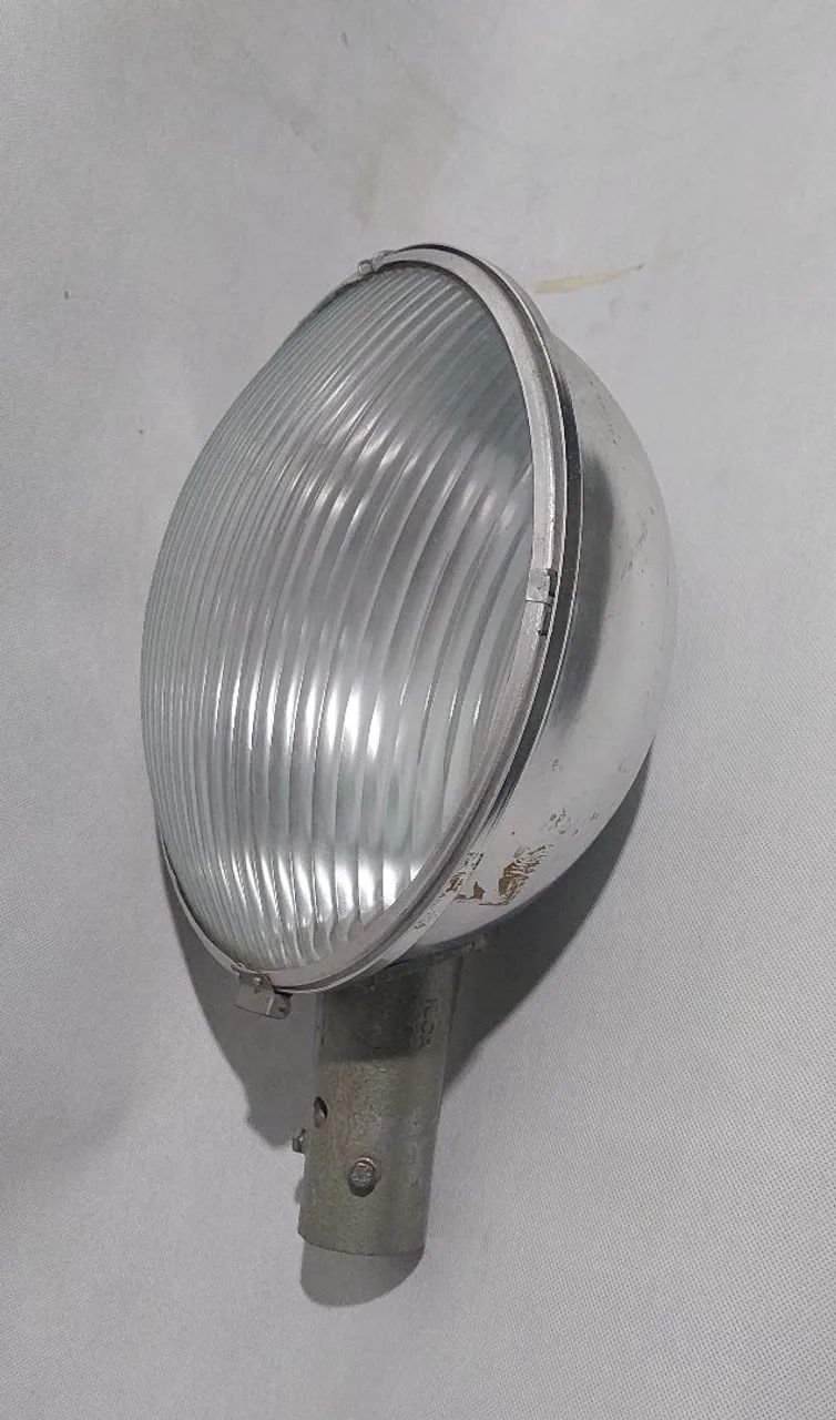 Antiga Luminária Poste Público 