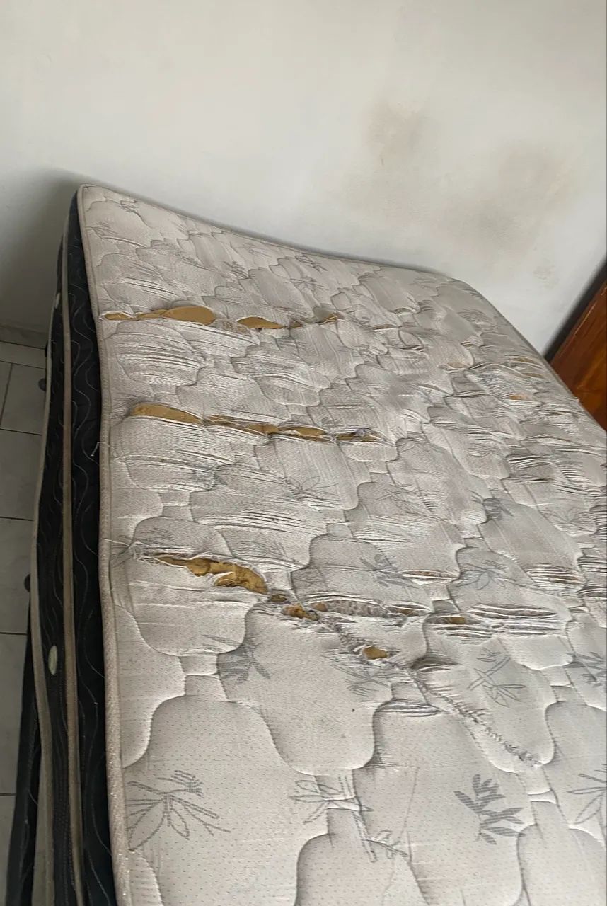 Cama Box de Casal Usada - Foto 2
