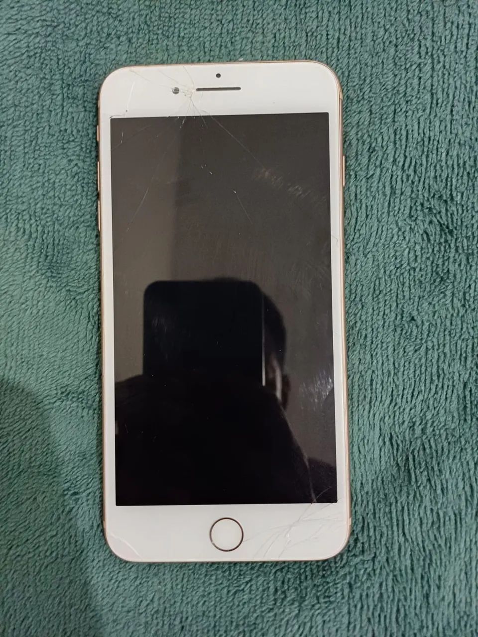 iPhone 8 Plus