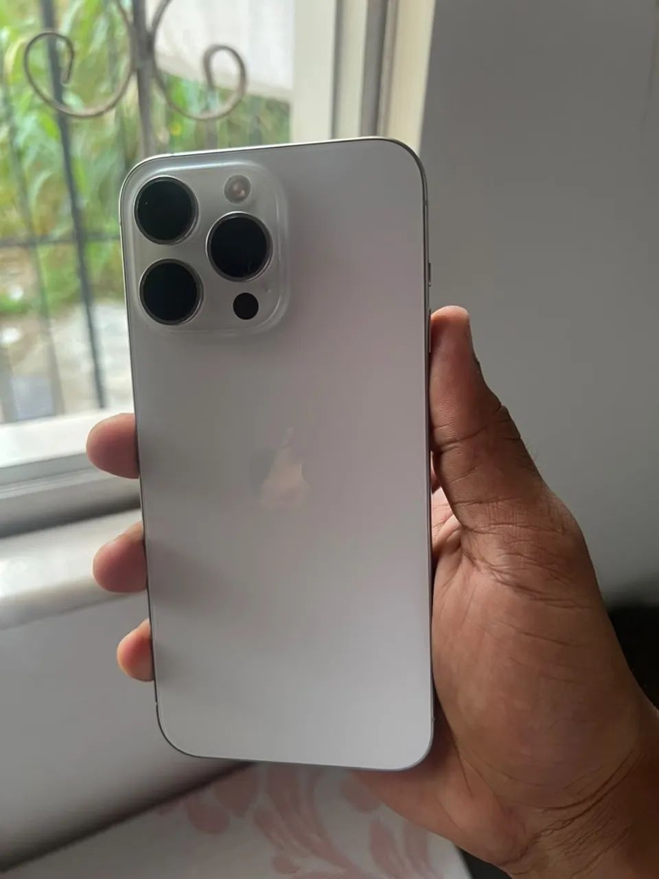 IPHONE 15 PRO MAX  - Foto 4