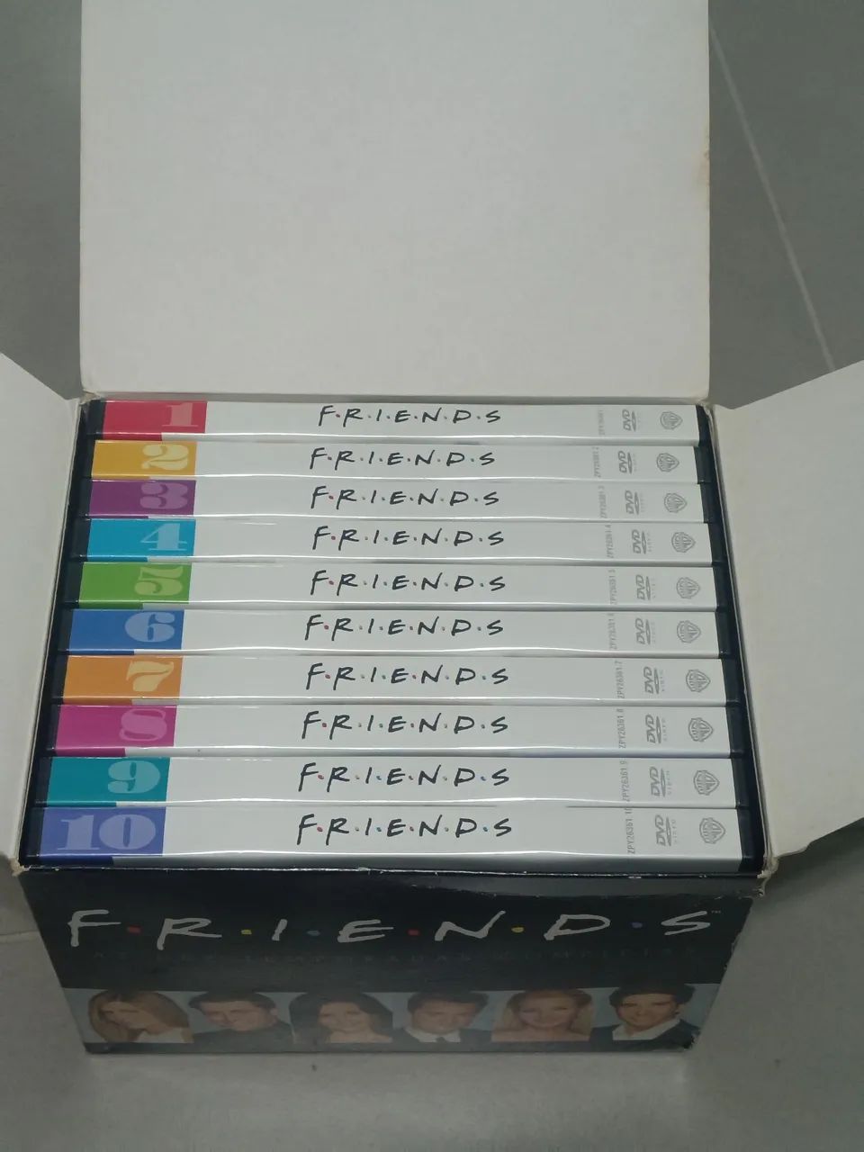 Box DVD Seriado Friends 10 temporadas completas  - Foto 3