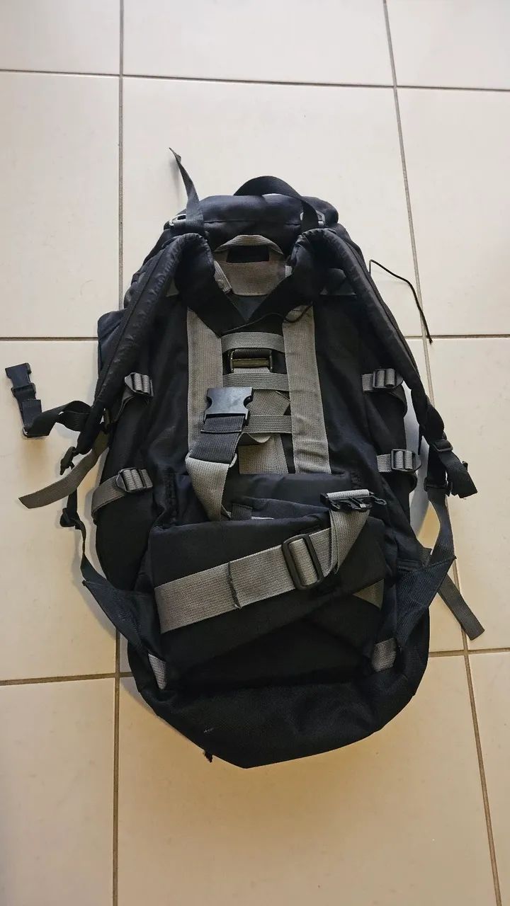 Mochila Montanha 75 Trilhas e Rumos (75 litros) - Foto 4