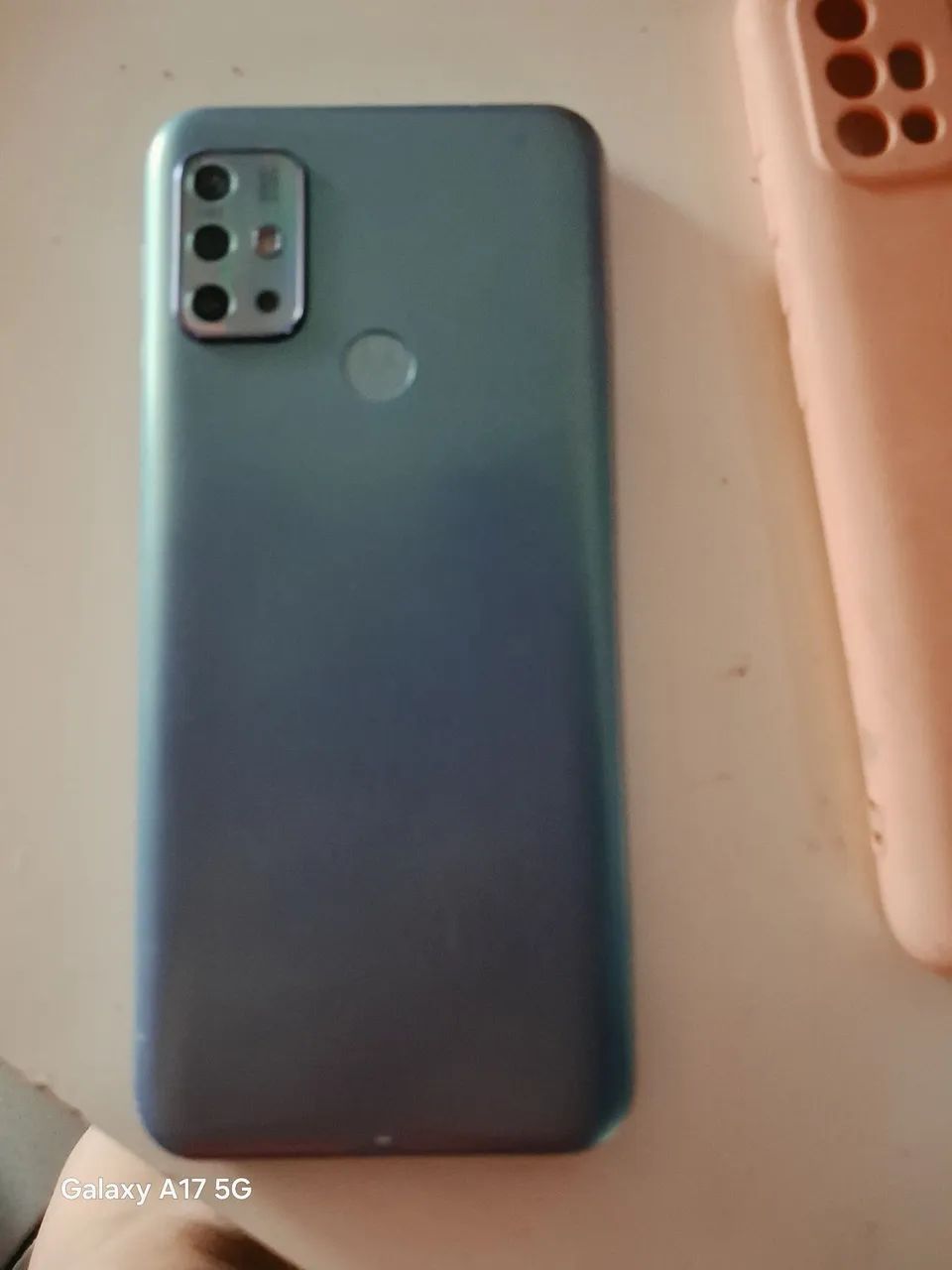 Moto g20 