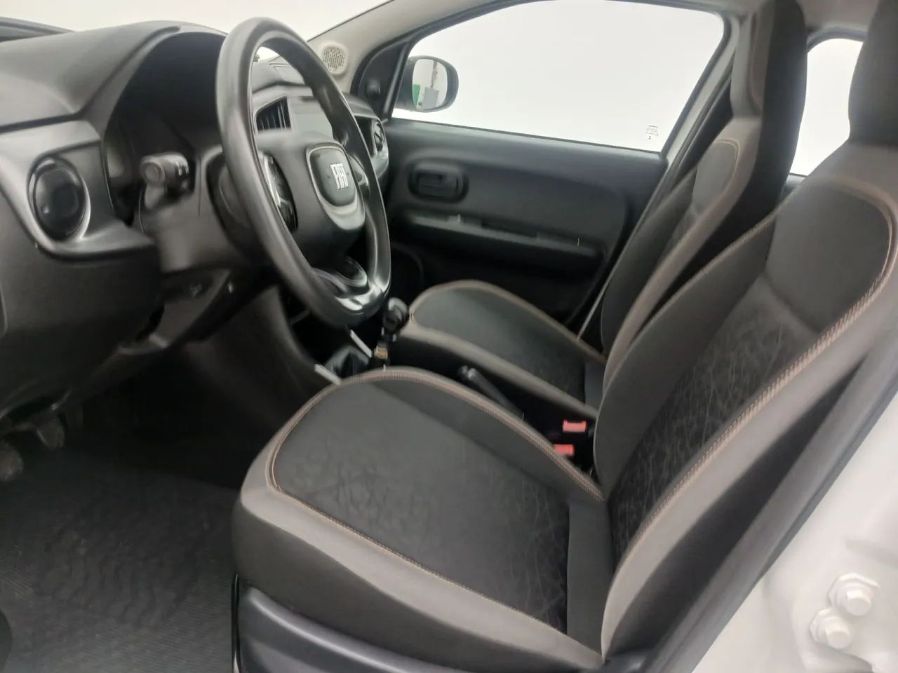 Fiat Mobi DRIVE 1.0 Flex 6V 5p, foto 16 de 18