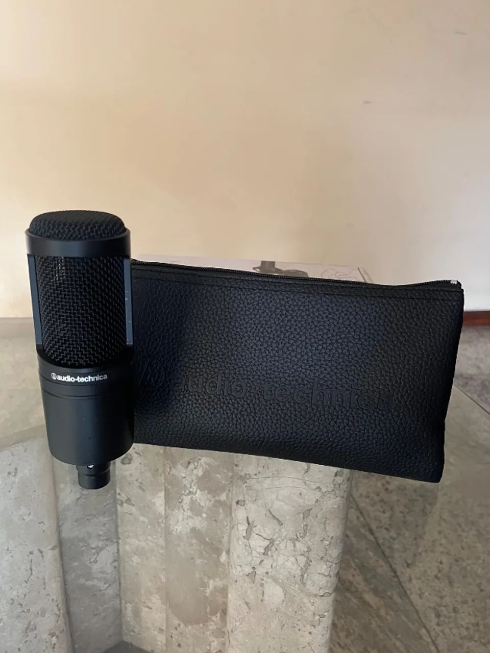 Microfone AT-2020