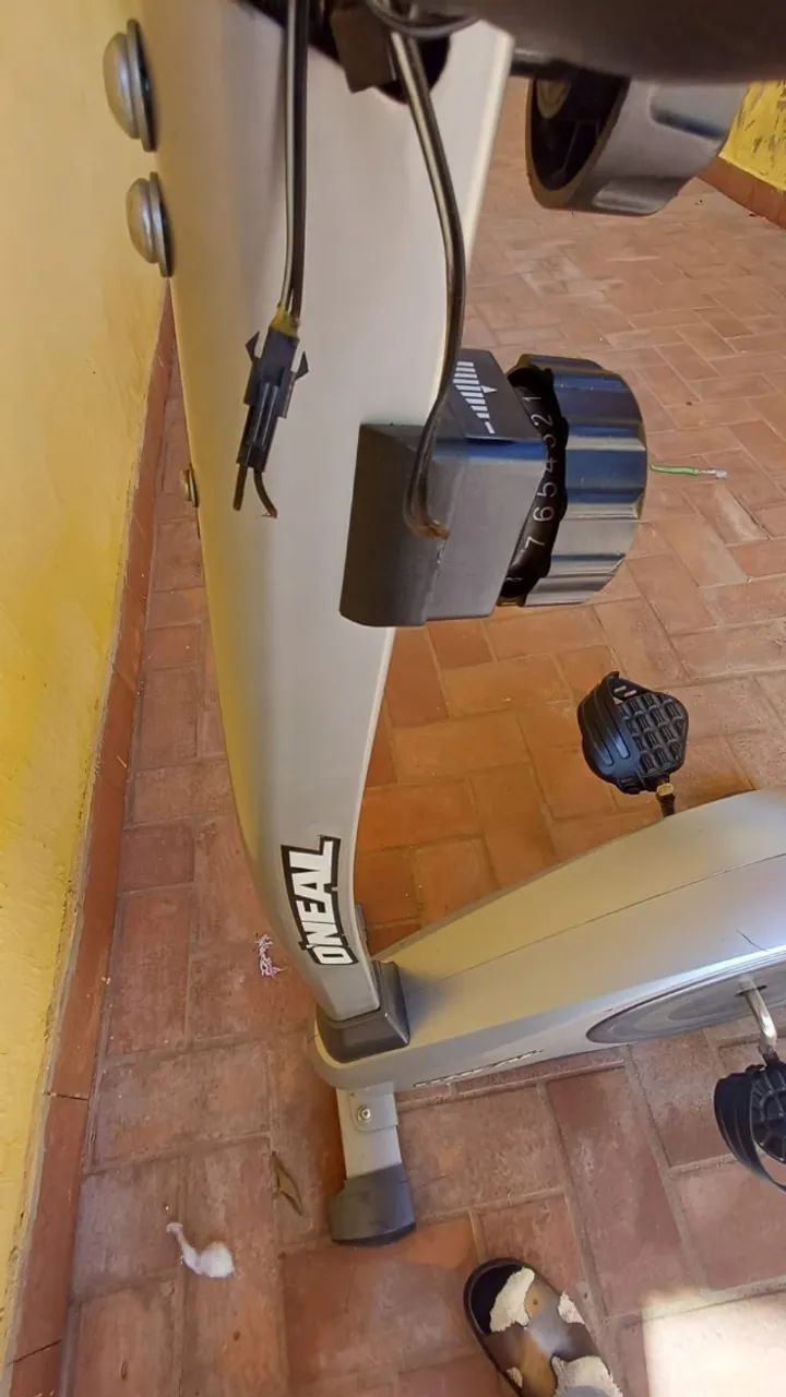 Bicicleta Ergometrica vertical marca ONEAL