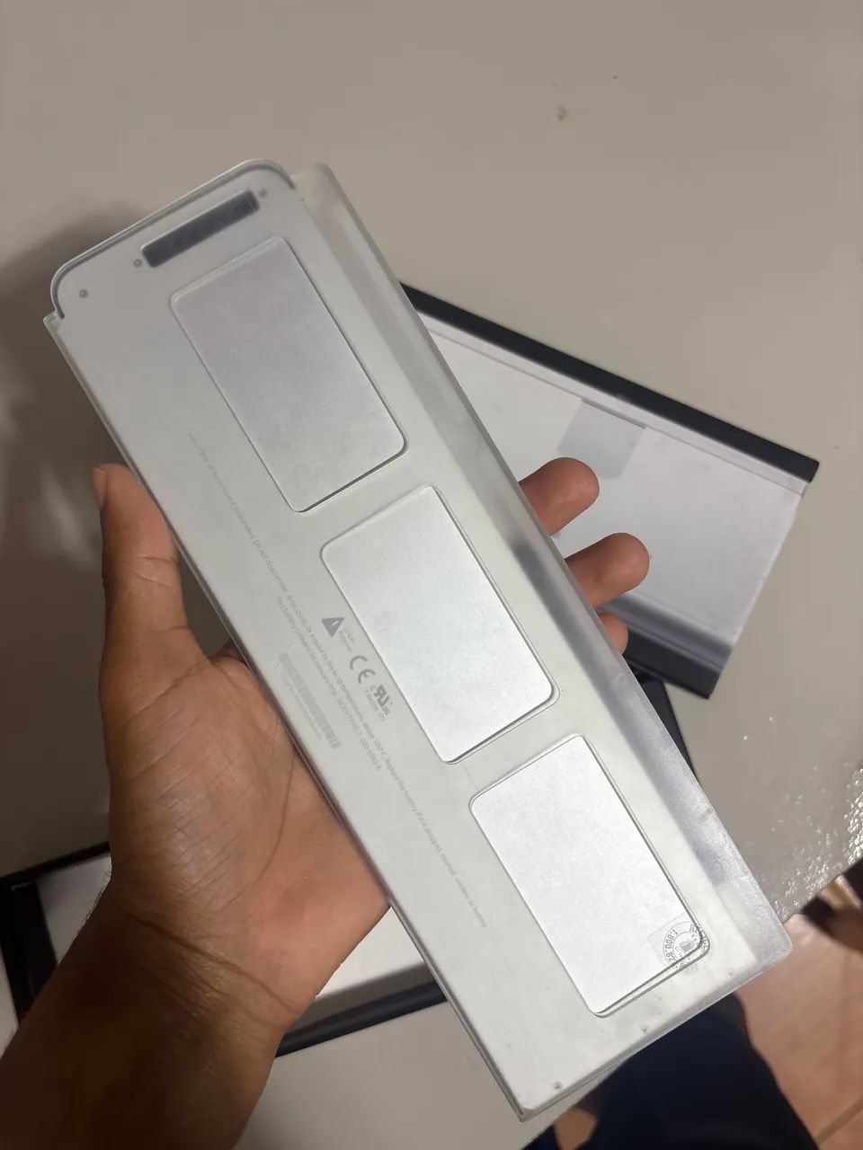 Vendo bateria de reposição para o MacBook Pro de 15 polegadas - Foto 2